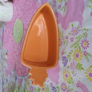 NWOT Carrot shaped bowl